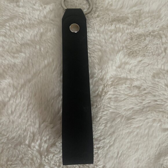 Lululemon All Hours Black/Hot Pink Keychain - Picture 4 of 6